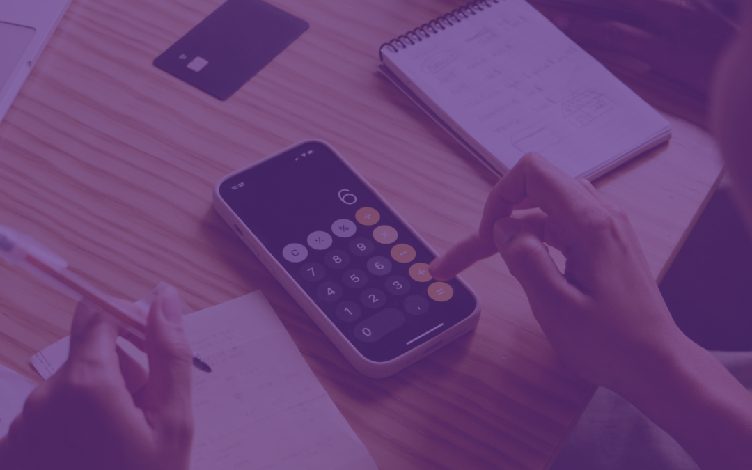 un téléphone avec une calculatrice